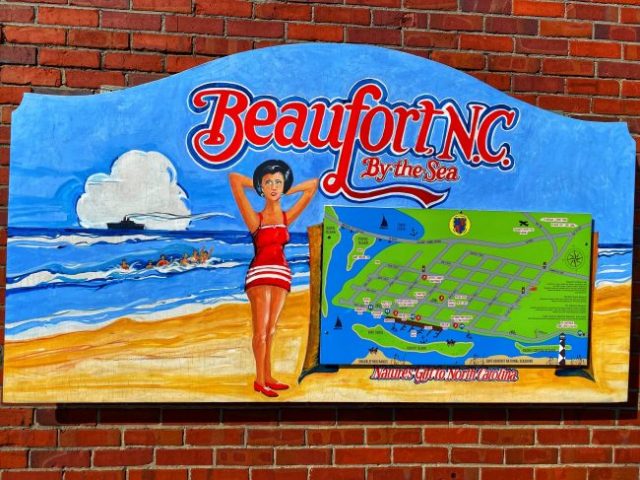 Where to Eat in Beaufort NC: 7 Places for Foodies
